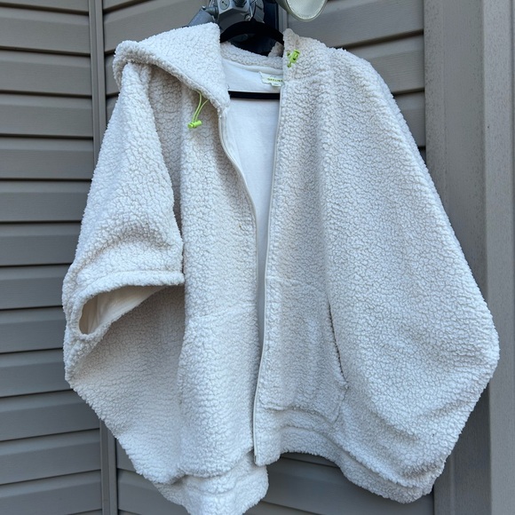 aerie Jackets & Blazers - Aerie Cream Sherpa Jacket